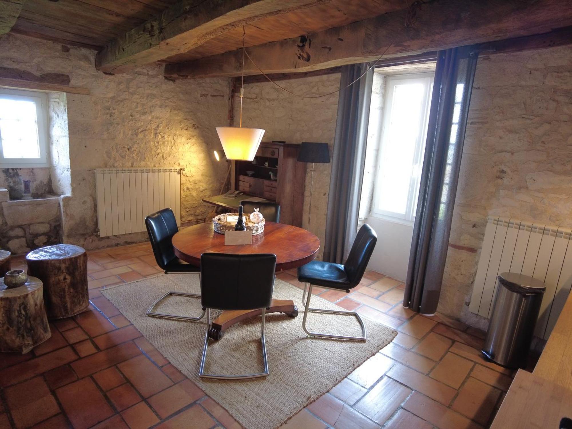 Bergerie Le Vieux Manoir Apartment Valeilles Екстериор снимка